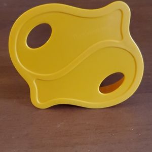 New tupperware fish sandwich cutter